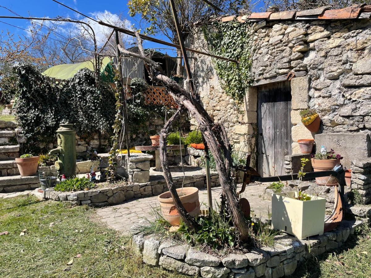 La Guitoune Mane (Alpes-de-Haute-Provence) Exterior foto