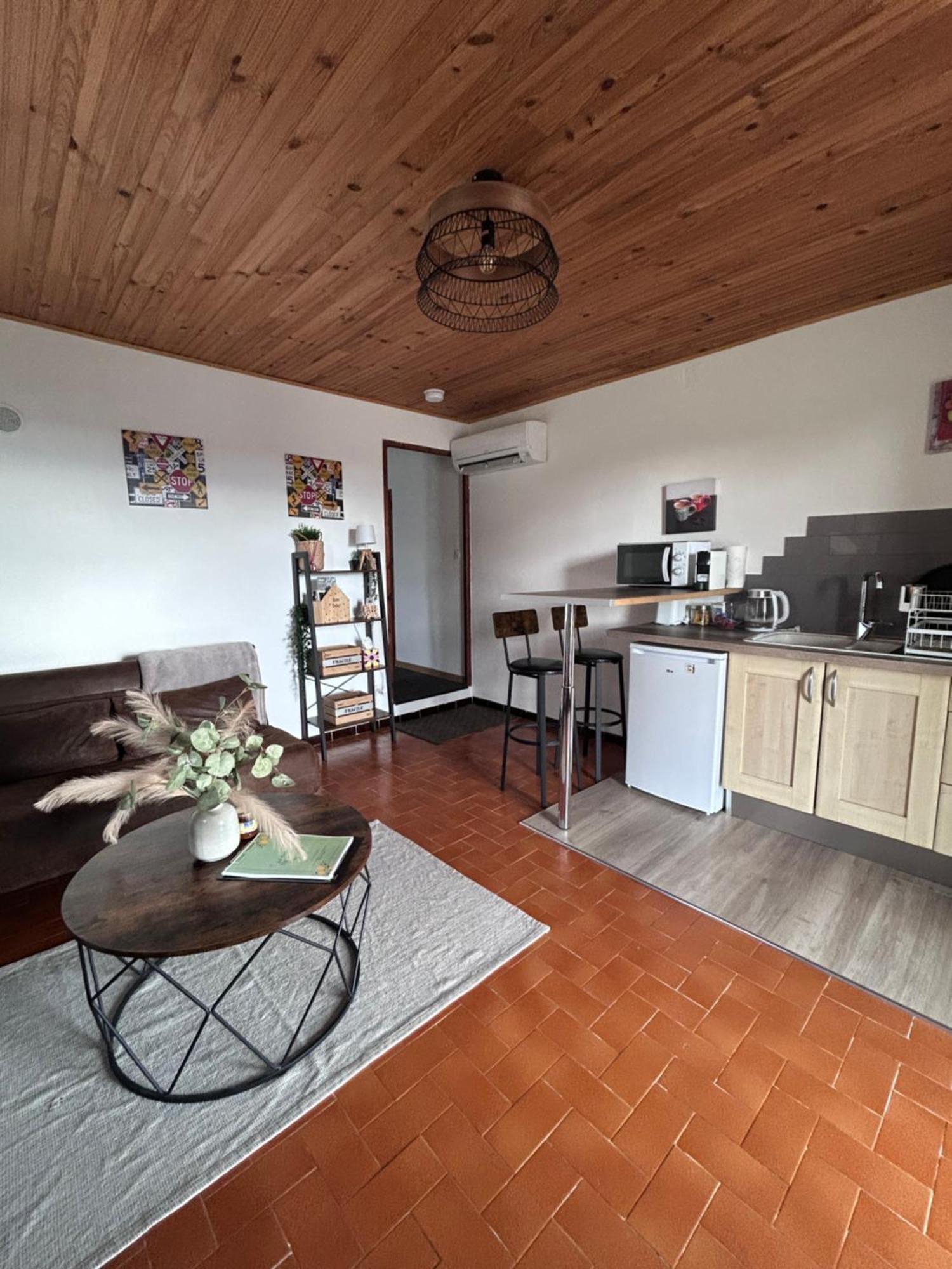 La Guitoune Mane (Alpes-de-Haute-Provence) Exterior foto